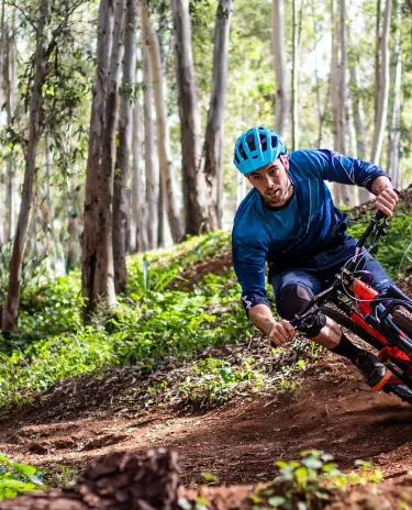 Compétition Méga randonnée course à vélo Forêt Nature